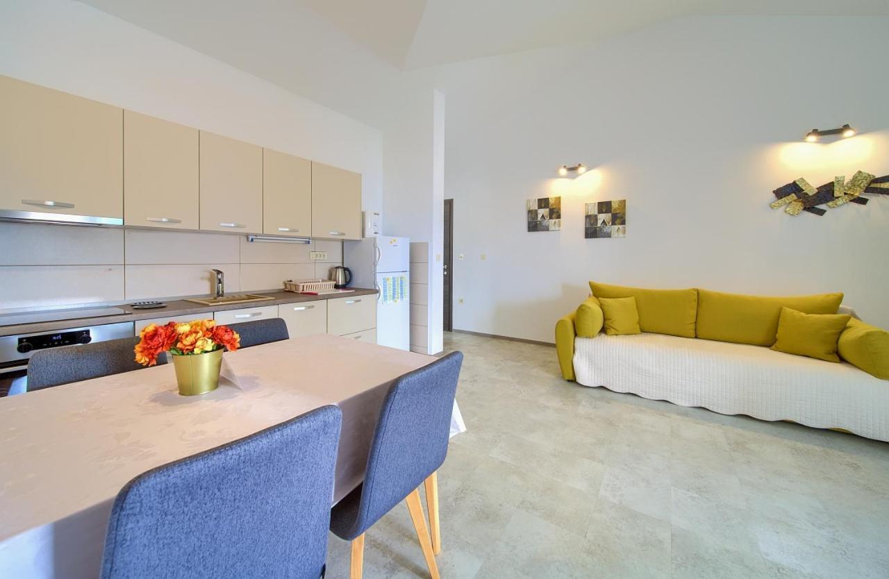 Apartmani Dal Malinska Dış mekan fotoğraf