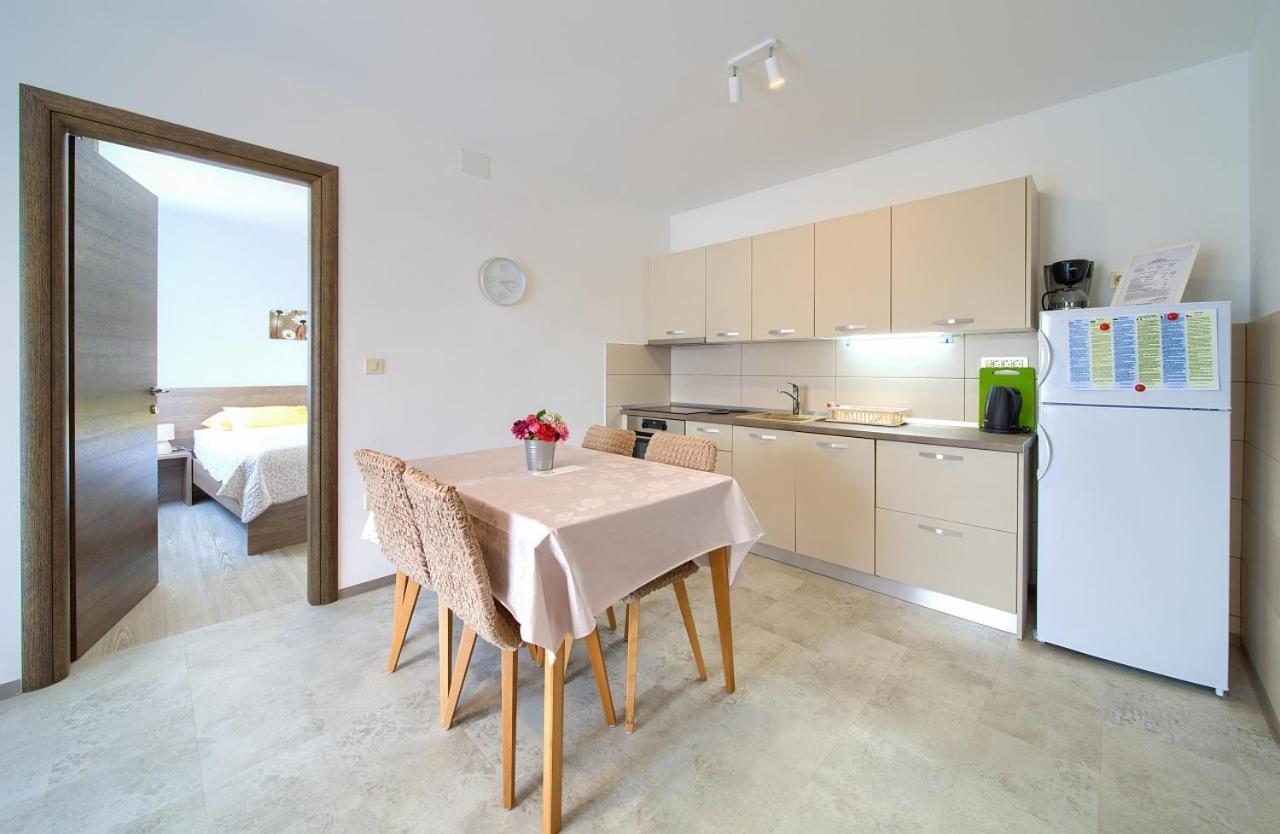 Apartmani Dal Malinska Dış mekan fotoğraf