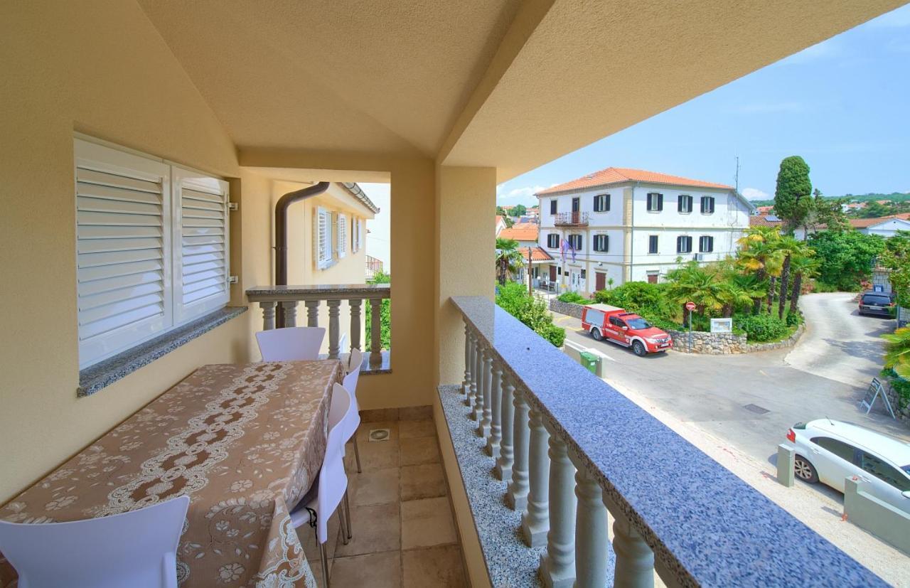 Apartmani Dal Malinska Dış mekan fotoğraf