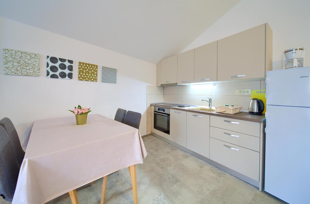 Apartmani Dal Malinska Dış mekan fotoğraf