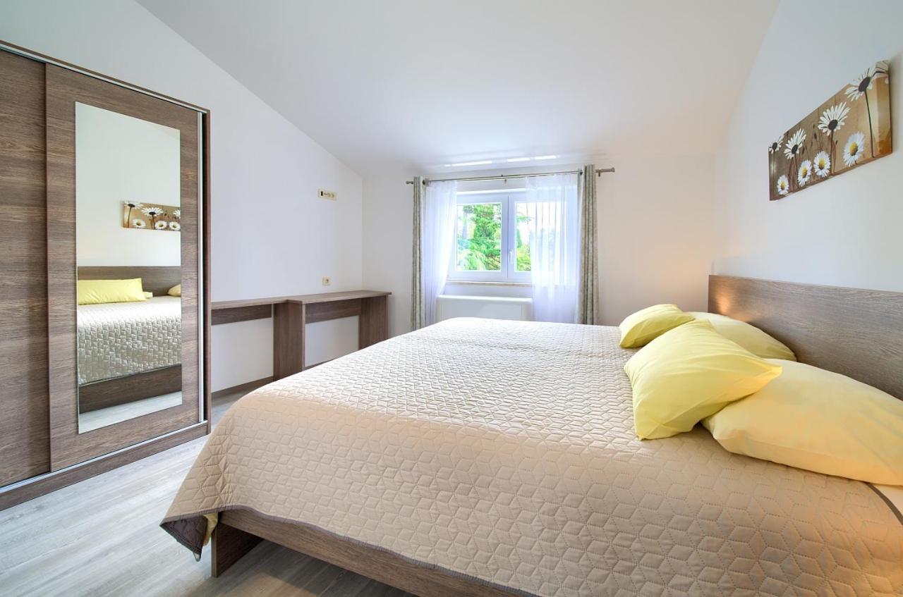 Apartmani Dal Malinska Dış mekan fotoğraf